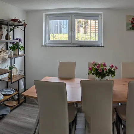 Molly Apartment Neusitz (Ansbach)